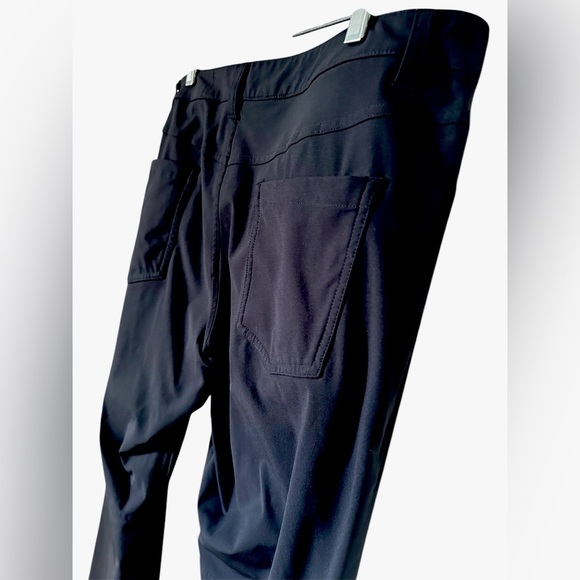 Lululemon men's ABC classic pants Black colour size 36 (M-L) - Picture 5 of 12